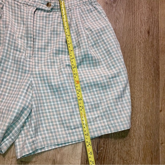 IZOD Women’s Shorts Casual Comfort | Size 14 | High Rise Mom Vintage | Cotton - Picture 11 of 14